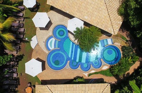 Área de piscina vista de cima